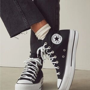 Converse Women's Black and White Platform Sneakers women’s 7